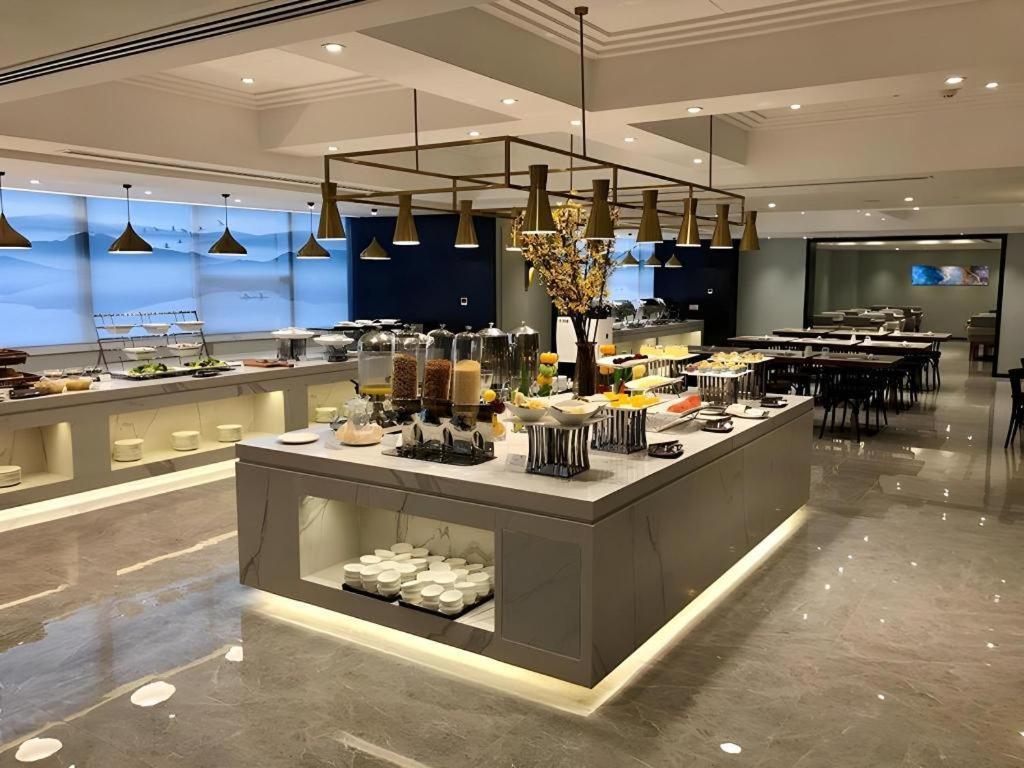 Deacon House Wuxi Hotel Wuxi  Bagian luar foto