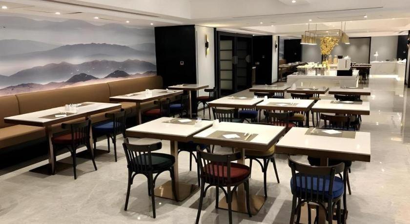 Deacon House Wuxi Hotel Wuxi  Bagian luar foto